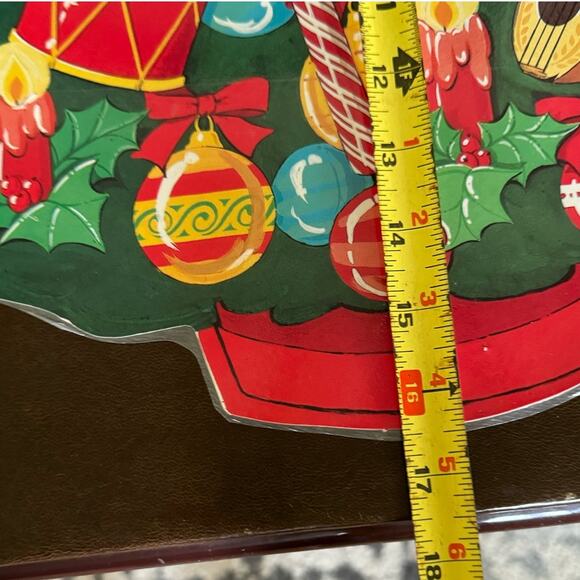 Vintage Christmas Paper Cut Outs Santa Mrs Claus Holiday Tree Carolers USA Made - Picture 9 of 9